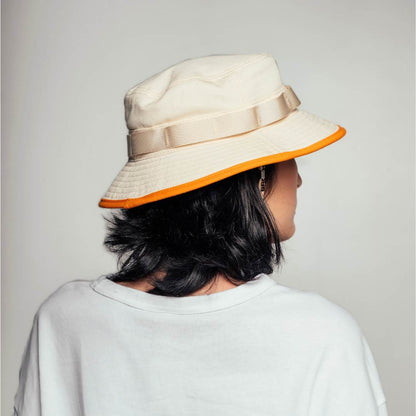 ESSENCE BEIGE