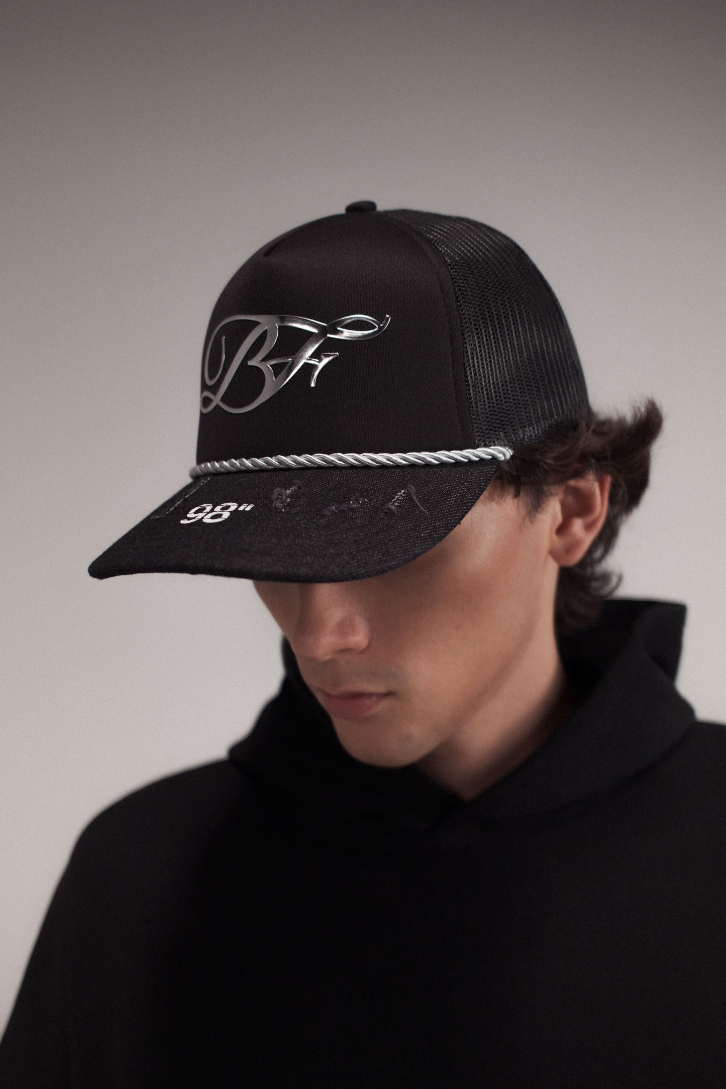 SILVER UNION BLACK CAP