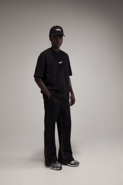 BLACK LETTERS SWEATPANTS FLARE